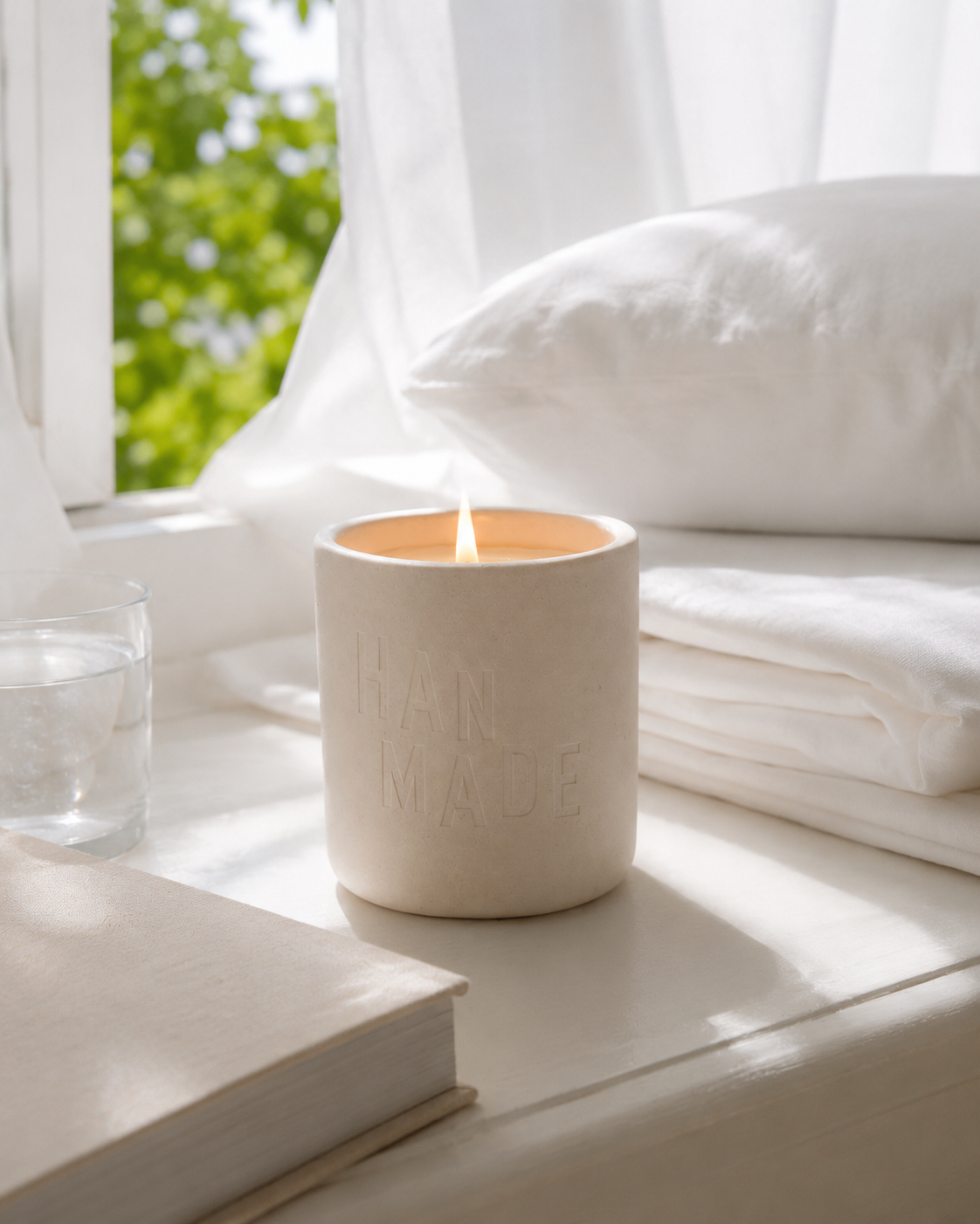 Clean Sheets – Fresh Linen Scented Candle
